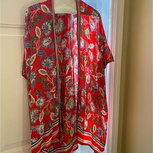 Beautiful wrap for work or the beach!